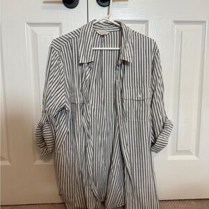 Max Studio Long Sleeve button up tunic, grey stripe CL